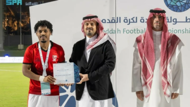 نائب أمير مكة يتوج التعاون بطلًا لبطولة جدة 2026