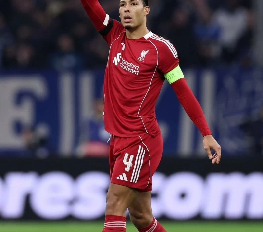 فان دايك يحذر: غياب ليفربول عن الأبطال يهدد صفقات الصيف