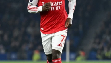 أرسنال يهزم برايتون 1-0: ساكا يعزز صدارة الدوري الإنجليزي
