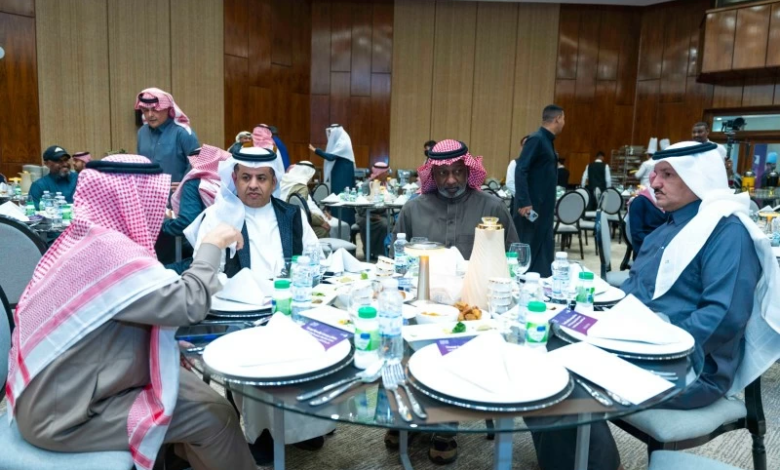 ماجد عبدالله يقاطع برنامجاً رياضياً دفاعاً عن رموز النصر