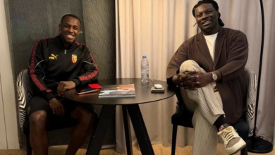 غوميز يزور سعود عبدالحميد: رسالة فخر من الأسد الفرنسي