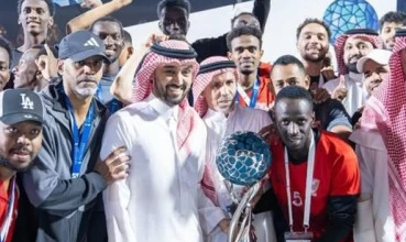 وزير الرياضة يهنئ التعاون ببطولة جدة 2026 بحضور رسمي