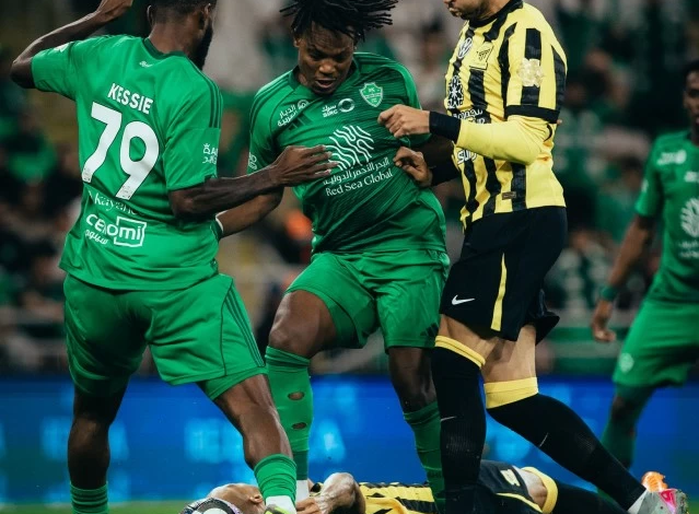 ديربي جدة: تألق محليي الأهلي ورينارد المستفيد الأكبر