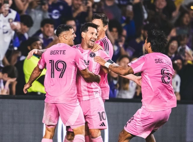 ميسي يسجل الهدف 899 مع إنتر ميامي بعد استقبال ترمب