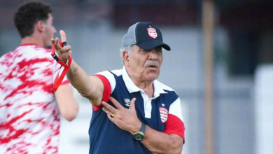 فوزي البنزرتي يحسم جدل استبعاد الصائمين من النادي الإفريقي