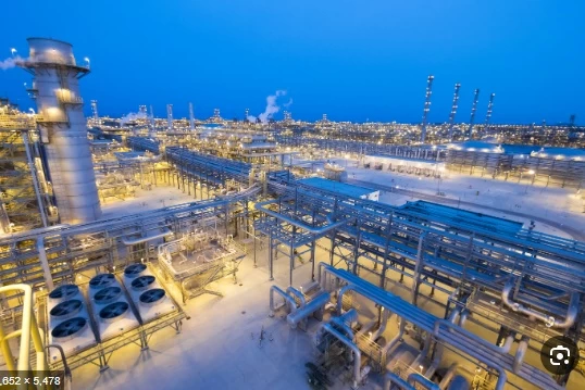 أرامكو تعزز التدفقات النقدية بـ 15 مليار دولار عبر الغاز