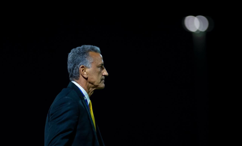 أزمة الحكام الأجانب في الدوري السعودي: تصريحات مدرب الفتح