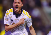 نتيجة مباراة النصر والخليج: خماسية تضع العالمي في الصدارة