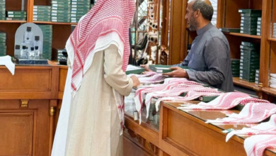 كشخة العيد تنعش أسواق جدة: إقبال تاريخي على الشماغ