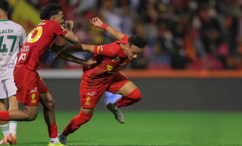 تركي العمار يعتذر لوالده بعد فوز القادسية على الأهلي