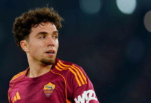 سطو مسلح يروع عائلة نائل العيناوي لاعب روما الإيطالي