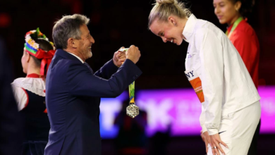 كيلي هودجكينسون تتوج بذهبية 800 متر في بطولة العالم