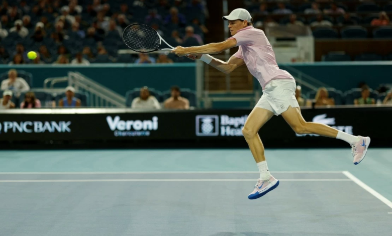 يانيك سينر يحطم رقم ديوكوفيتش في بطولة ميامي للتنس