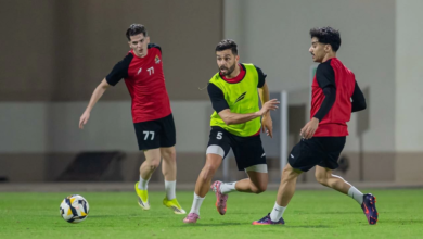 استعدادات نادي الوحدة لمواجهة الرائد وحل أزمة الدفاع