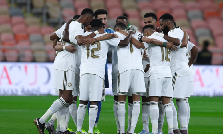 خسارة المنتخب السعودي أمام مصر: مطالبات بتغييرات فنية