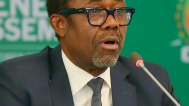 استقالة أمين عام الكاف فيرون موسينجو أومبا بعد تبرئته