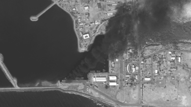 ماكرون: الضربات العسكرية لن تحل أزمة الملف النووي الإيراني