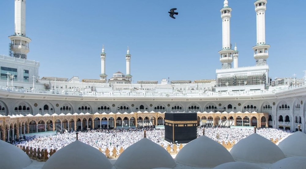 جموع المصلين في المسجد الحرام خلال شهر رمضان