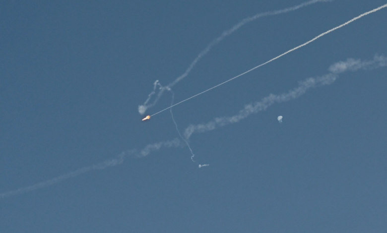 بريطانيا: إيران أطلقت صاروخين باتجاه قبرص.. تفاصيل التهديد