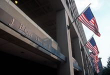 أمريكا تأمر بمغادرة موظفيها من البحرين والأردن والعراق