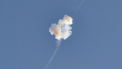 وزارة الدفاع: اعتراض صاروخين كروز بالخرج وإدانة هجوم السفارة