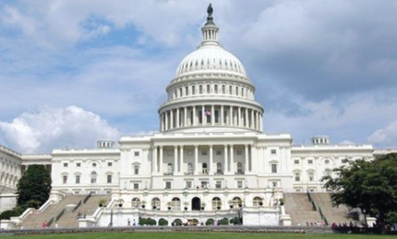 الشيوخ يرفض تقييد صلاحيات ترامب العسكرية ضد إيران