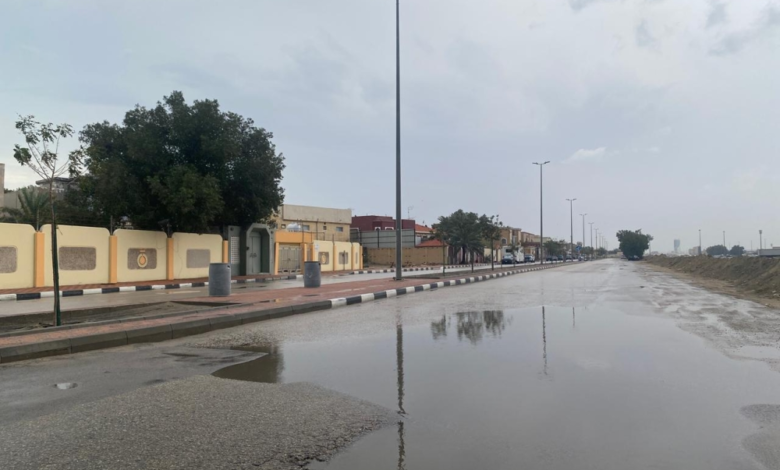 إنذار أحمر: أمطار غزيرة وسيول تضرب 3 مناطق سعودية اليوم