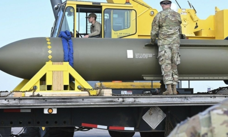 Trump: We will quadruple weapons production and sink 30 Iranian ships