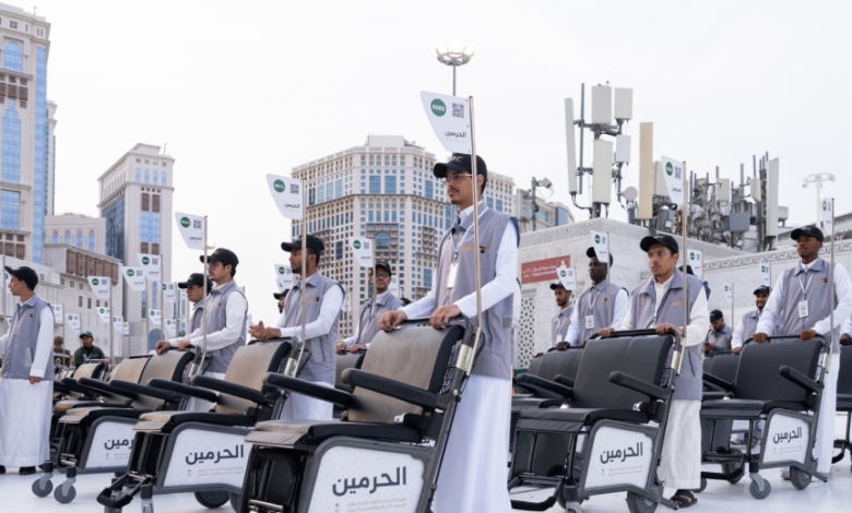 منصة التنقل: حجز العربات اليدوية للمعتمرين من الفندق