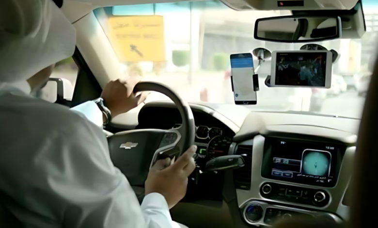 غرامة 1600 ريال لتشغيل السائقين غير المصرحين بتطبيقات النقل