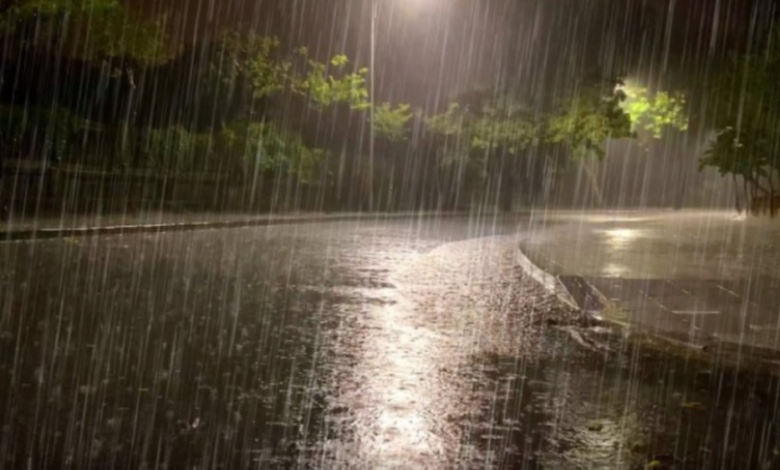 إنذار أحمر: أمطار غزيرة وسيول تضرب 6 مناطق سعودية اليوم