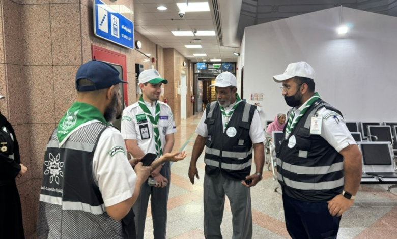 جهود الكشافة السعودية لخدمة زوار المسجد النبوي برمضان
