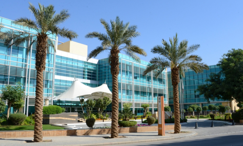 وزارة السياحة تكثف جولاتها بمكة والمدينة أواخر رمضان