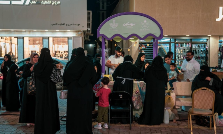 Qatif Municipality concludes the "Basta Khair" initiative to support street vendors