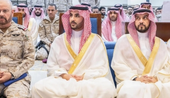 عيد الفطر.. وزير الدفاع ينقل تهنئة القيادة وإشادتها بالقوات المسلحة في الدفاع عن الوطن