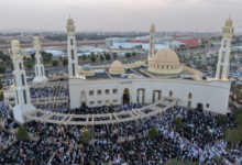 لقطات جوية لصلاة عيد الفطر في جامع الوالدين بتبوك