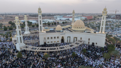 لقطات جوية لصلاة عيد الفطر في جامع الوالدين بتبوك