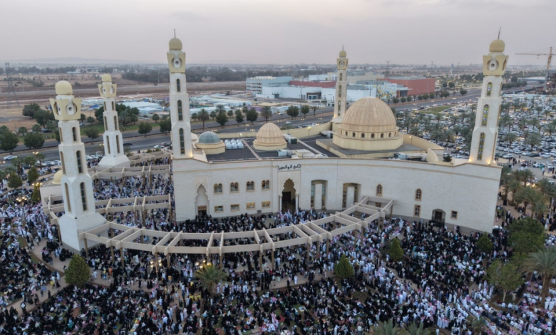 Aerial footage of Eid al-Fitr prayers at the Al-Walidain Mosque in Tabuk
