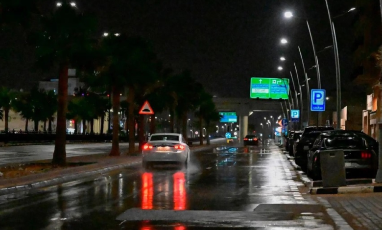 حالة الطقس في السعودية: أمطار رعدية وثلوج متوقعة الاثنين