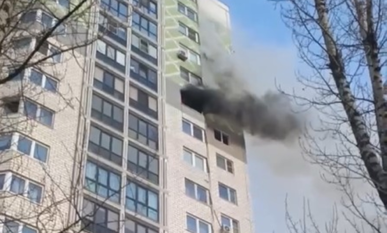 تفاصيل حريق موسكو: مصرع 3 أشخاص إثر انفجار مبنى سكني