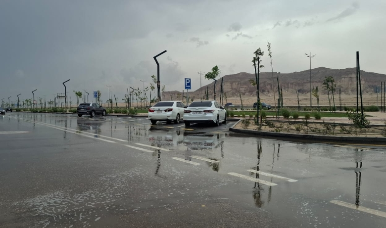 أمطار الأحساء اليوم: الأرصاد يرفع الإنذار للأحمر