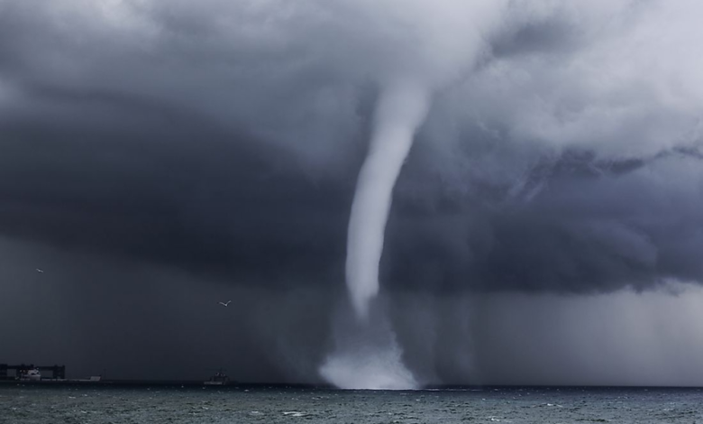 Saudi Arabia's meteorological department warns of waterspouts and tornadoes