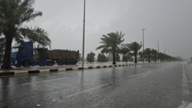 تحذيرات الأرصاد: أمطار غزيرة وصواعق على عسير وأضم