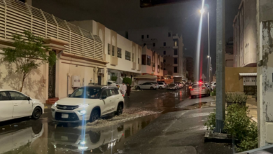 Jeddah's dawn rains refresh the atmosphere, prompting warnings from the weather service