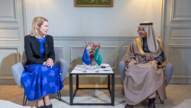 وزير الخارجية السعودي يبحث الأوضاع الإقليمية مع الاتحاد الأوروبي