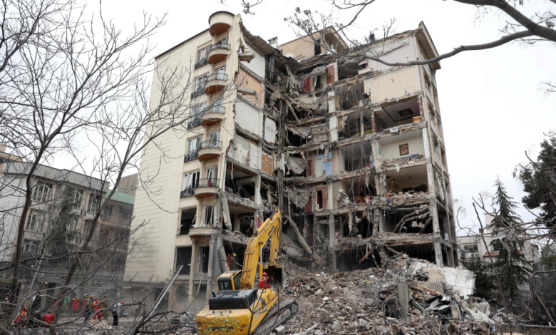 تطورات الحرب: دوي 10 انفجارات في طهران وسط توتر إقليمي