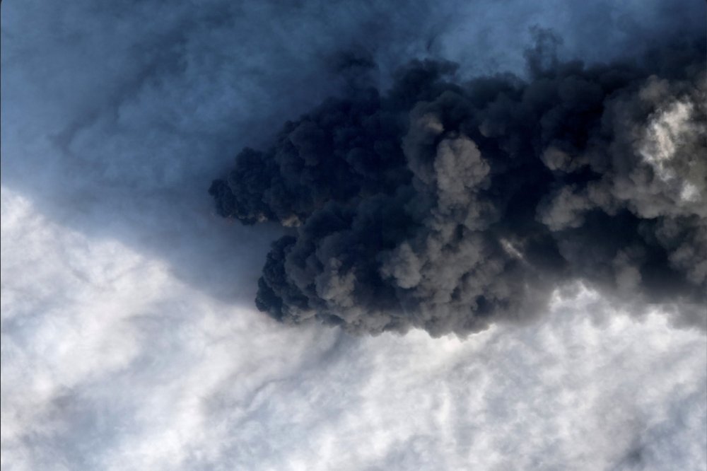 اندلاع حريق إثر ضربة جديدة على ميناء رئيسي في البلطيق - أ ف ب