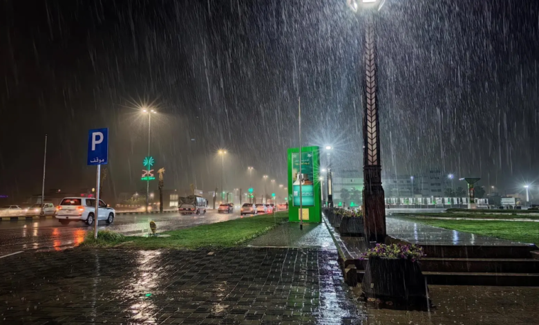 حالة الطقس في السعودية: أمطار وسيول بدءاً من الاثنين