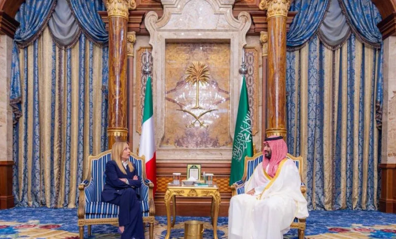 محمد بن سلمان يلتقي ميلوني في جدة: تفاصيل وأبعاد اللقاء