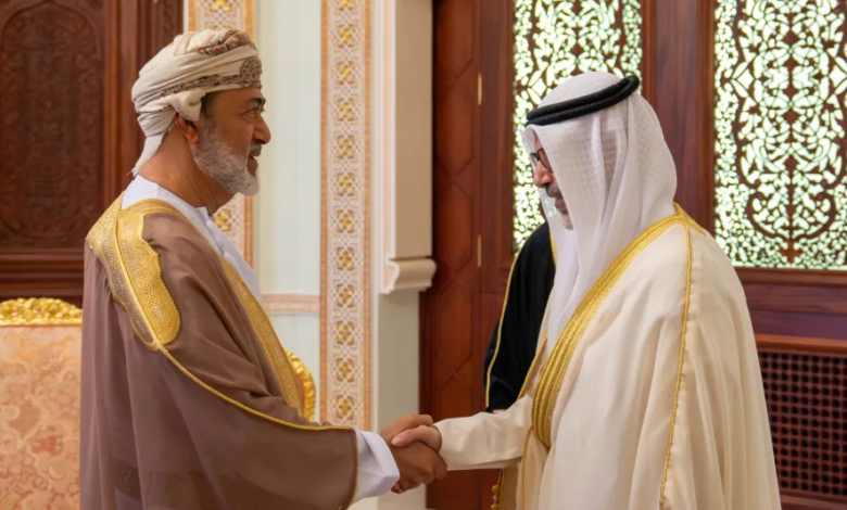 عُمان تدعو لحلول مستدامة لضمان أمن المنطقة واستقرارها